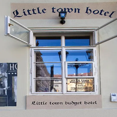 Little Town Budget 3* Прага
