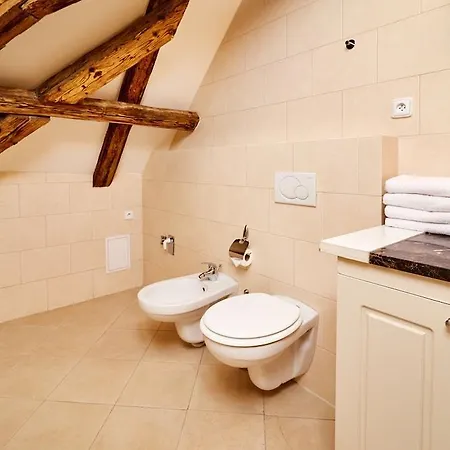 Little Town Budget Hotel Prague