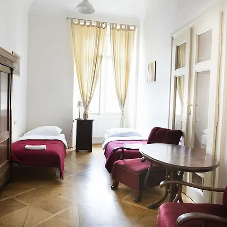Little Town Budget Hotel Prague