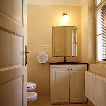 Hotel Little Town Budget Prague