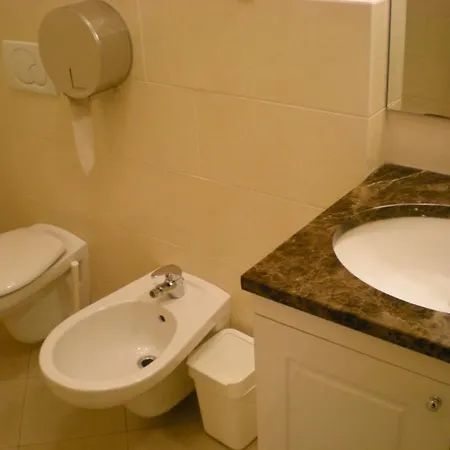 Little Town Budget Hotel Prague